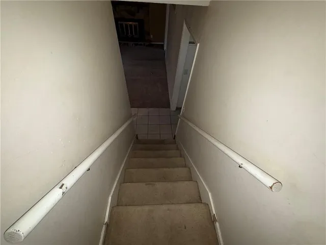 $199,900 | 13309 Park Hills Drive, Grandview, MO 64030