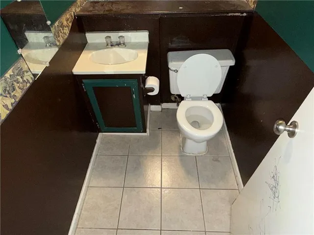 $199,900 | 13309 Park Hills Drive, Grandview, MO 64030