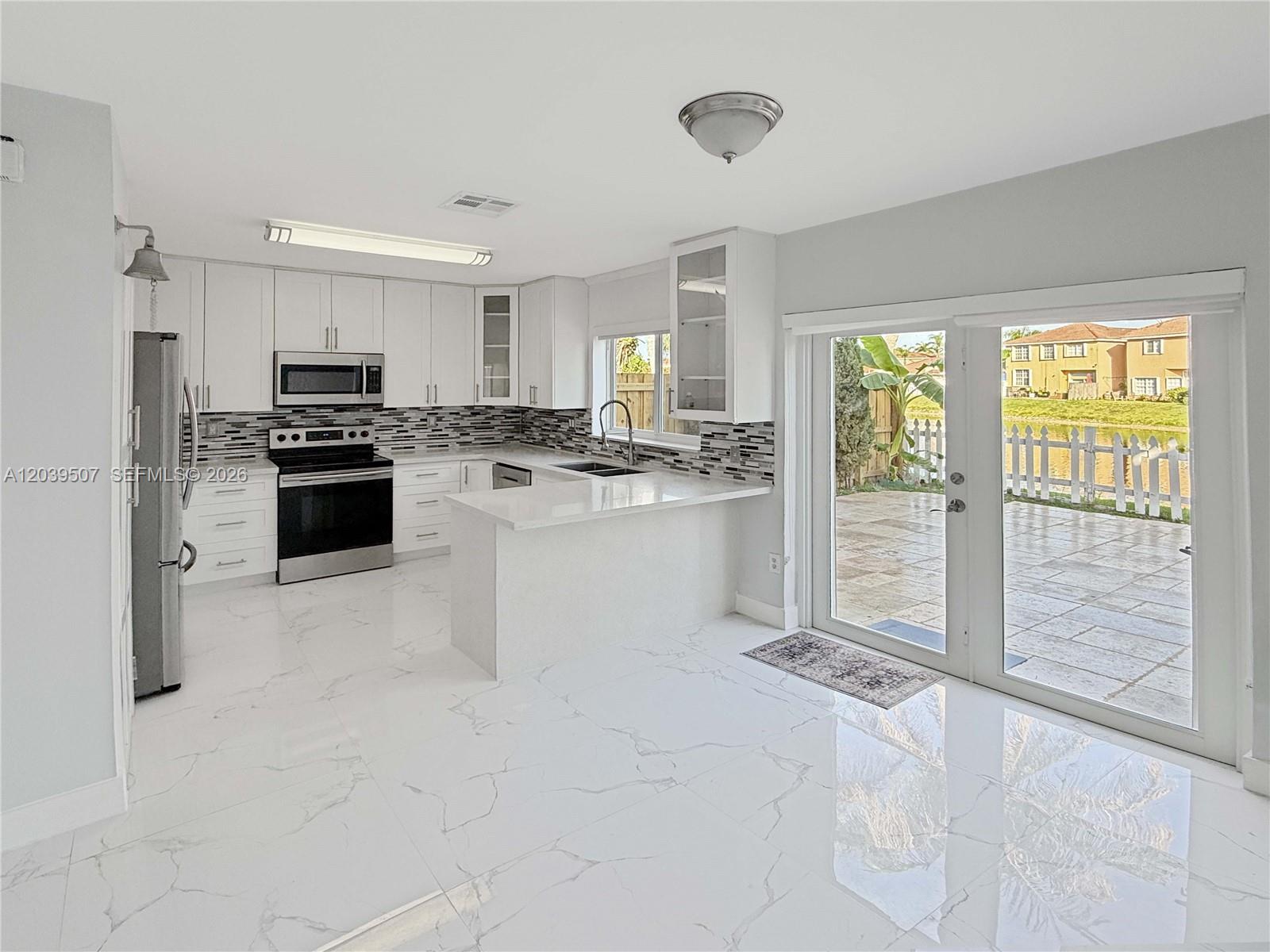 16330 Southwest 102nd Street Miami, FL 33196 - Photo 7 of 26