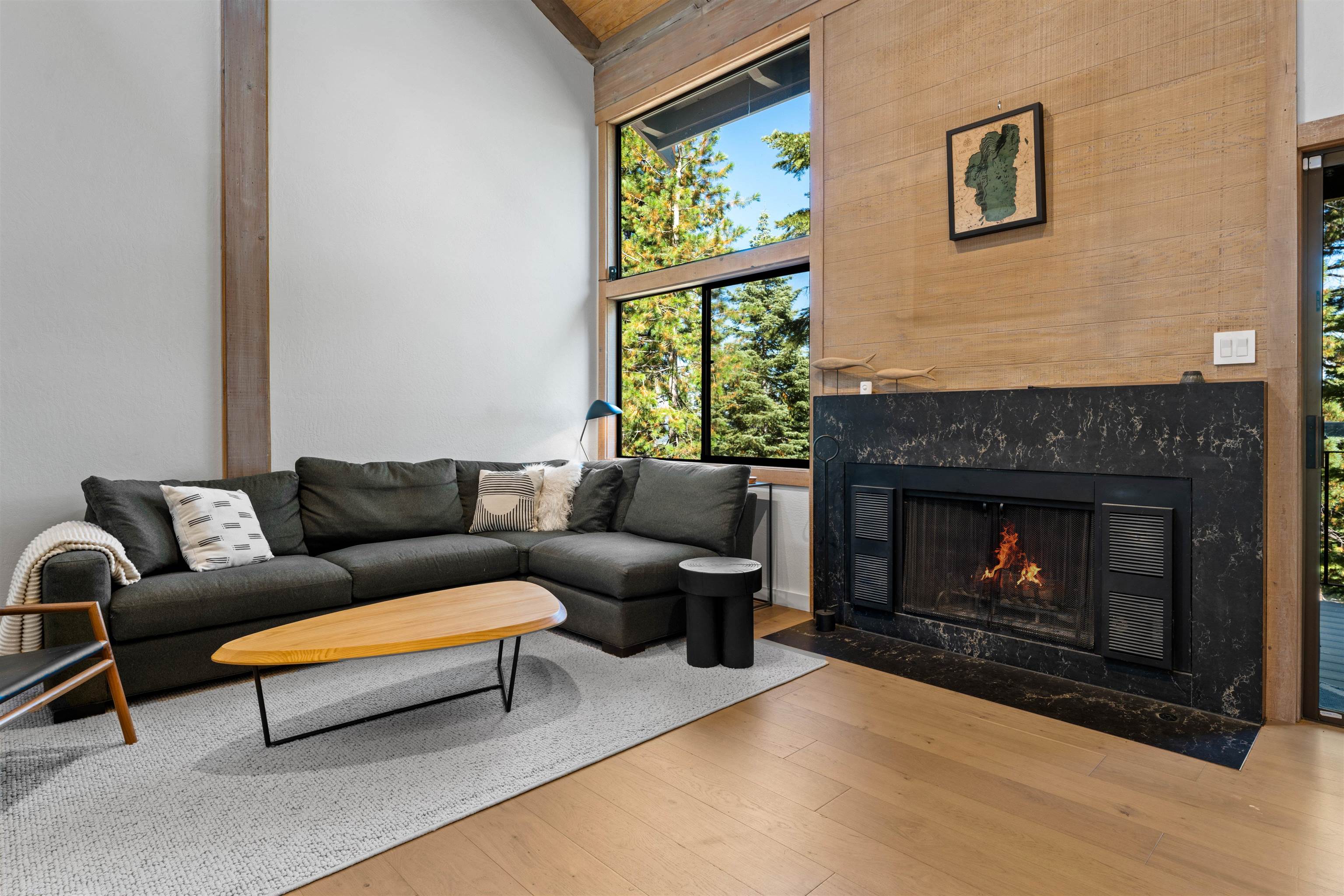 6135 Feather Ridge Truckee, CA 96161 - Photo 5 of 21 Gallery Image 5
