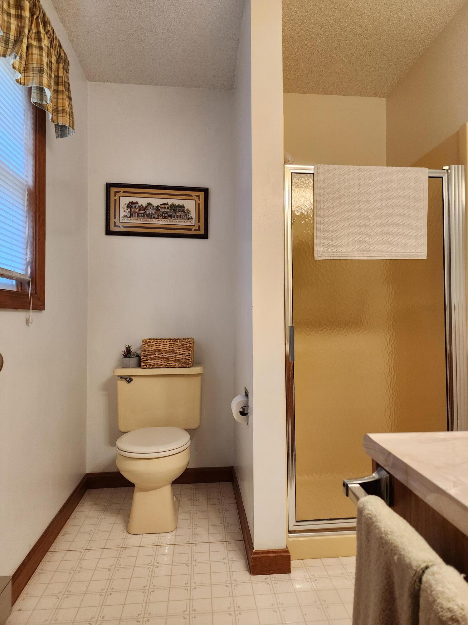 75 Halifax Street, Unit D31 Winslow, ME 04901 - Photo 32 of 37 Ensuite