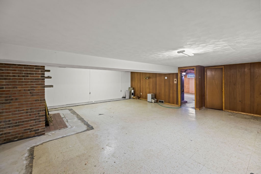 4051 Sheffield Drive Decatur, IL 62526 - Photo 20 of 28 Gallery Image 20