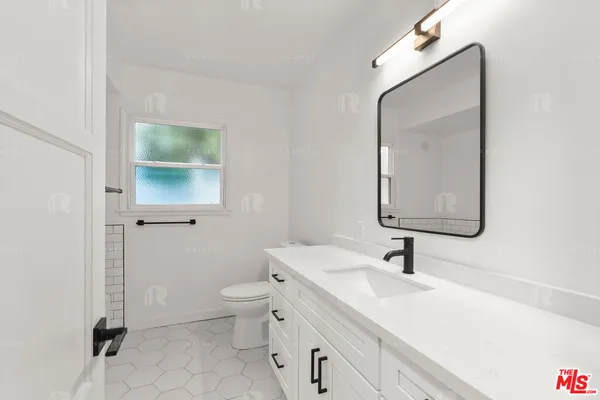 $7,895 | 12811 Waddell Street, Valley Village, CA 91607