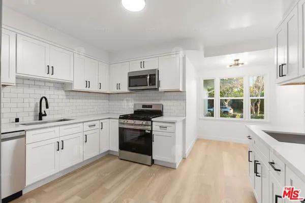 $7,895 | 12811 Waddell Street, Valley Village, CA 91607