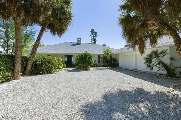 $5,000,000 | 15153 Captiva Drive, Captiva, FL 33924
