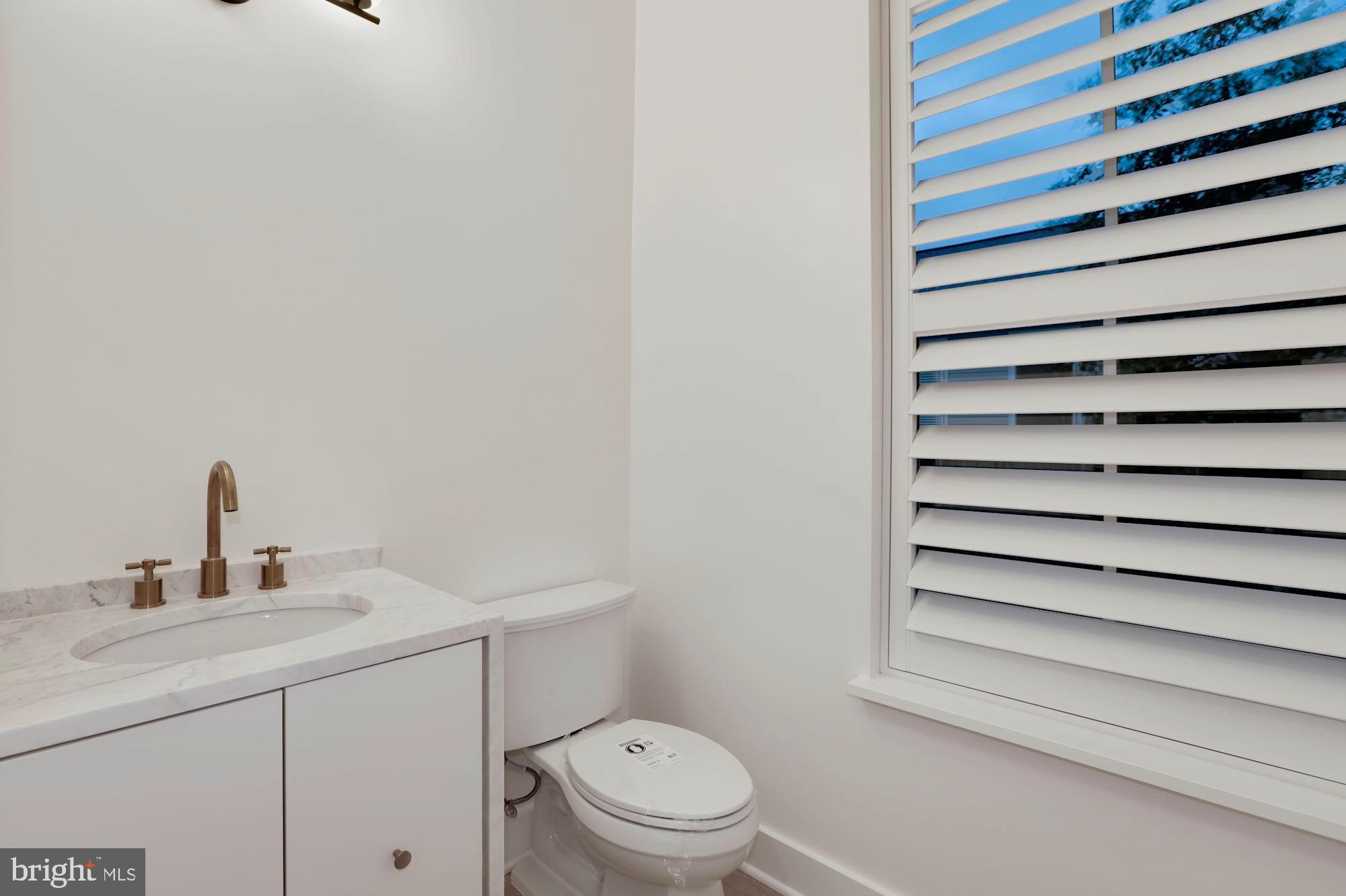 5703 A Ridgefield Road Bethesda, MD 20816 - Photo 18 of 47 Powder Room