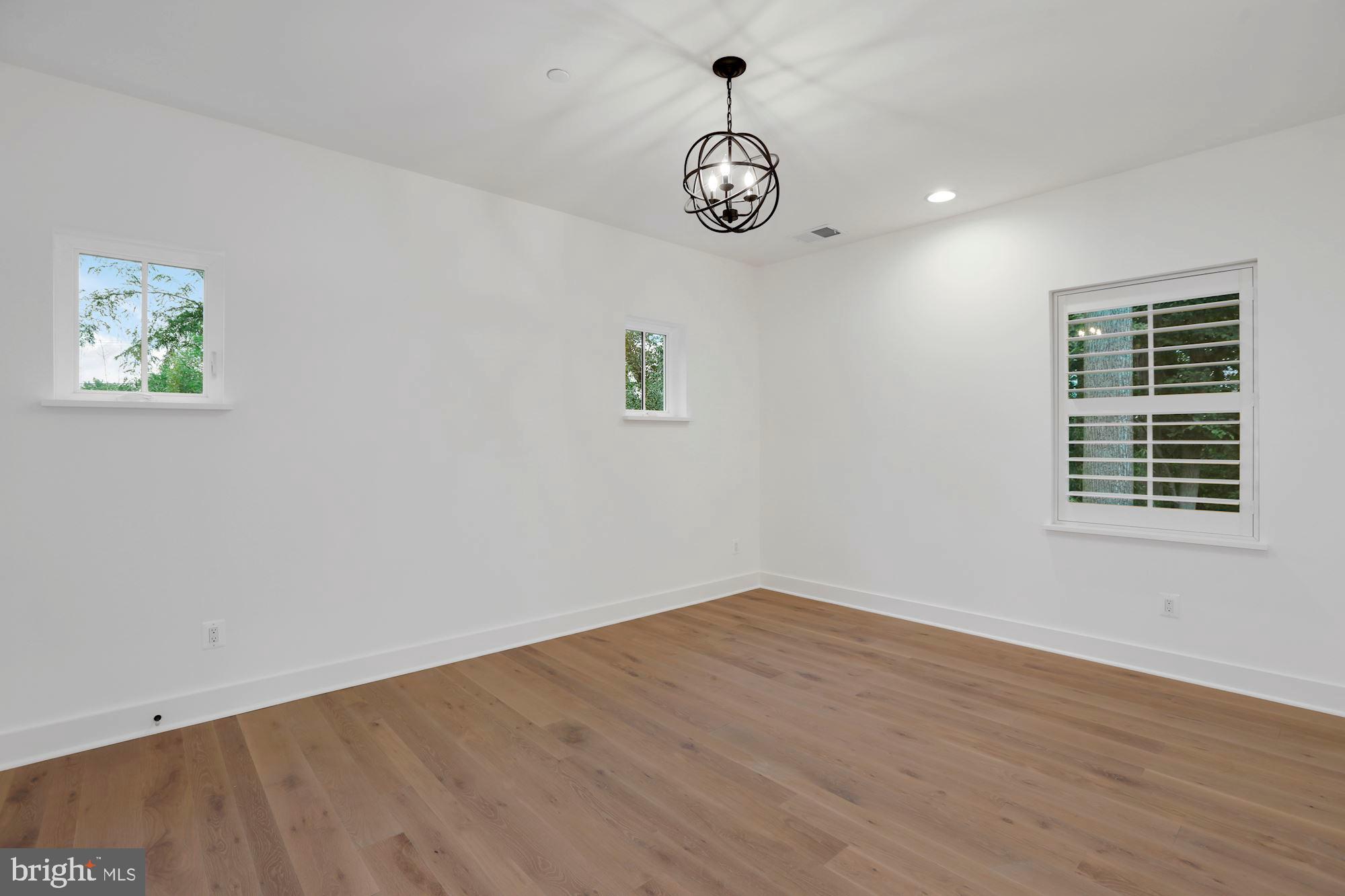 5703 A Ridgefield Road Bethesda, MD 20816 - Photo 34 of 47 Bedroom 3