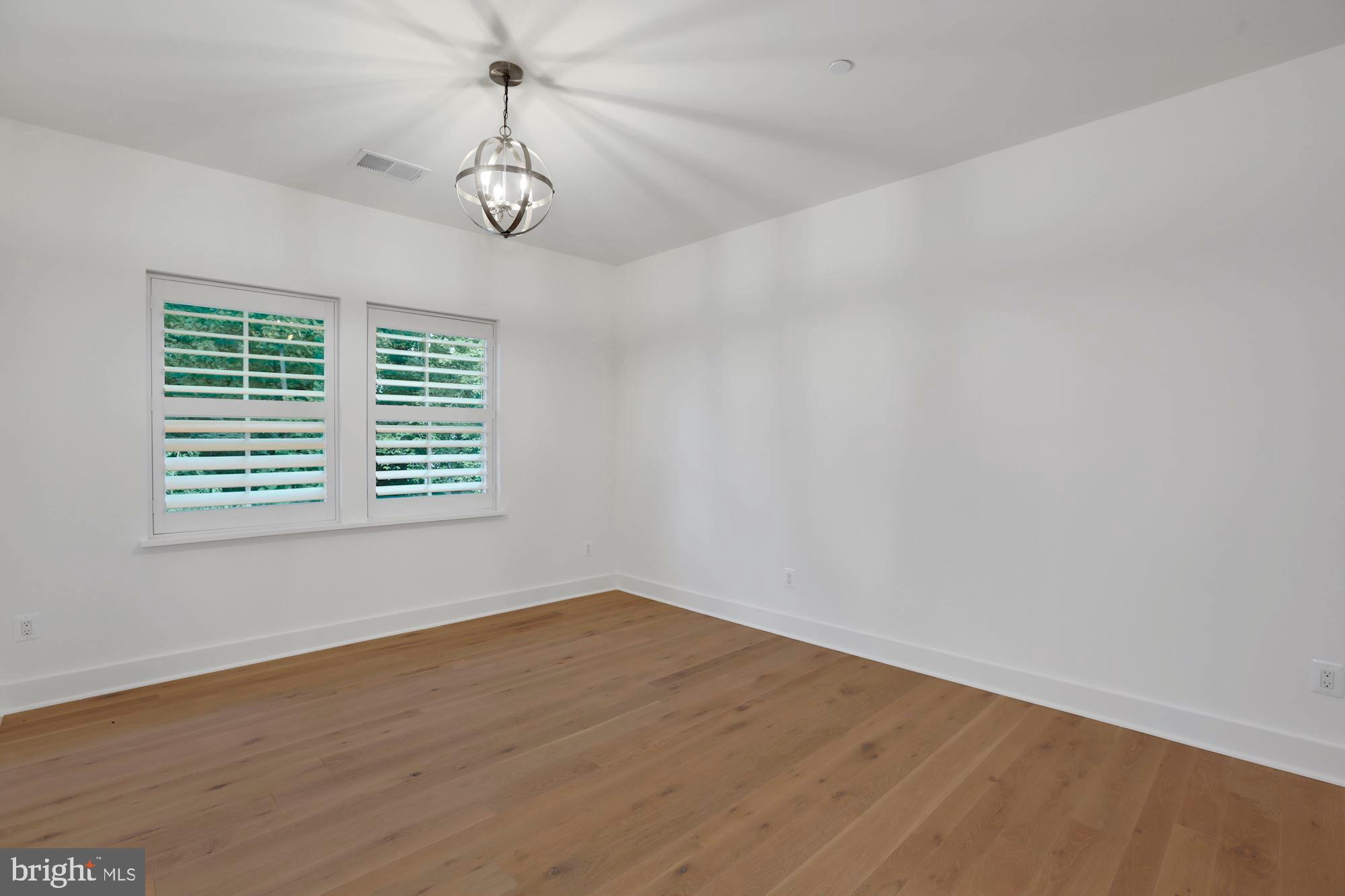 5703 A Ridgefield Road Bethesda, MD 20816 - Photo 35 of 47 Bedroom 4