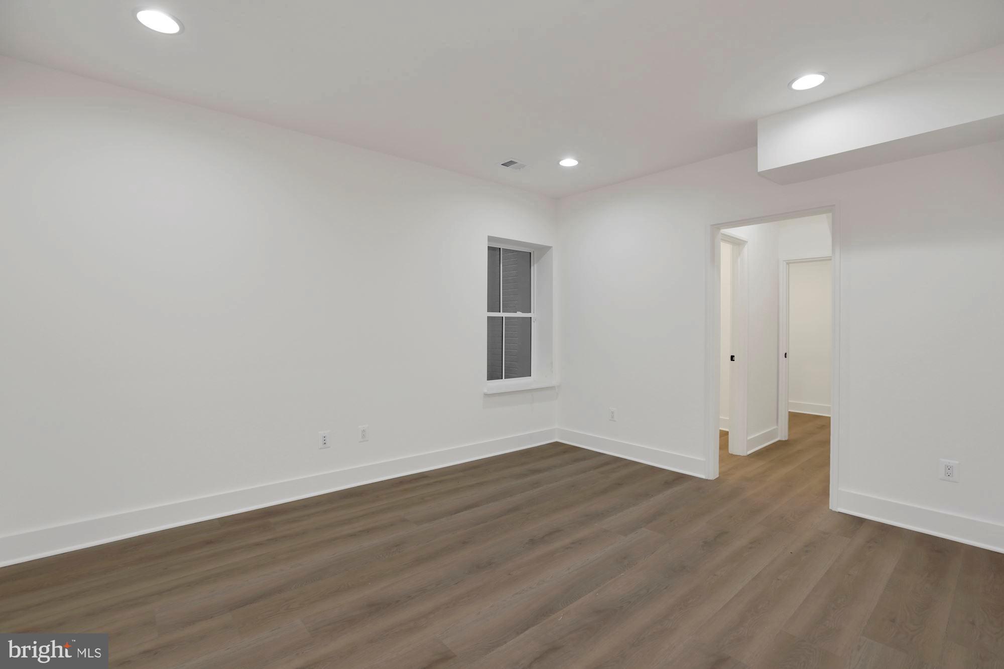 5703 A Ridgefield Road Bethesda, MD 20816 - Photo 38 of 47 Bedroom 5