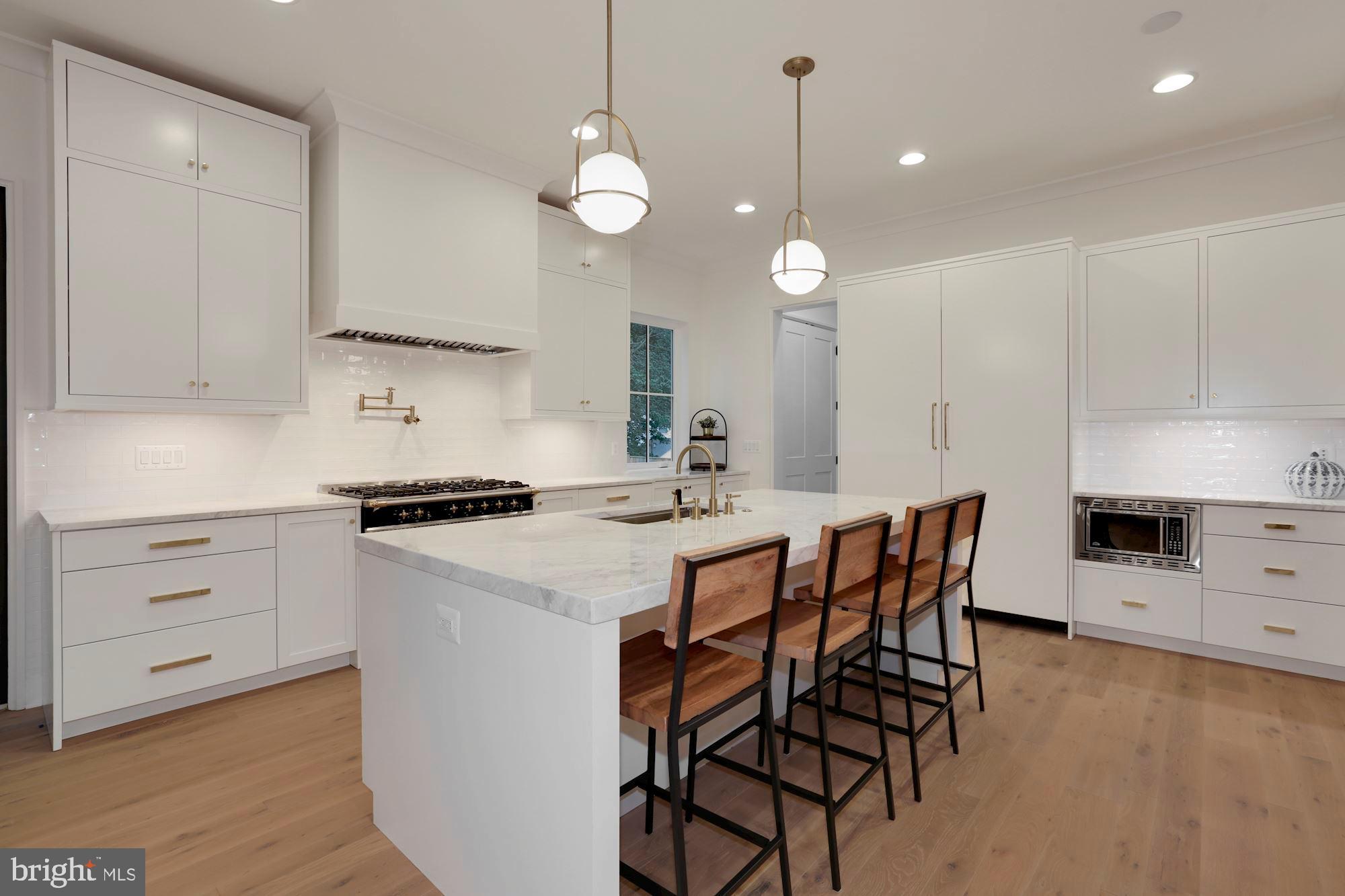 5703 A Ridgefield Road Bethesda, MD 20816 - Photo 10 of 47 Kitchen