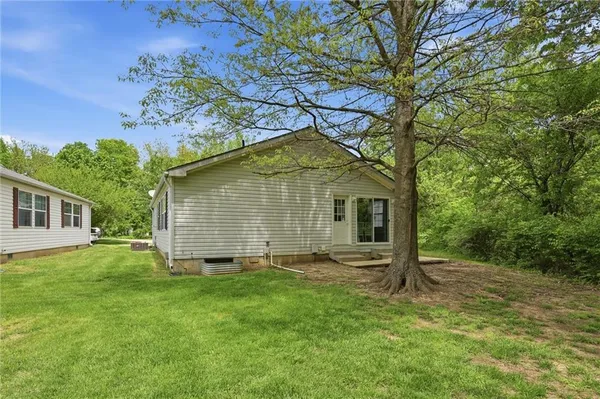 $199,999 | 7901 Northwest 122nd Court, Kansas City, MO 64163