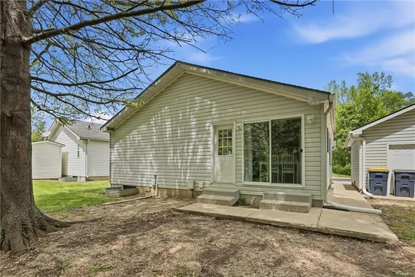 $199,999 | 7901 Northwest 122nd Court, Kansas City, MO 64163