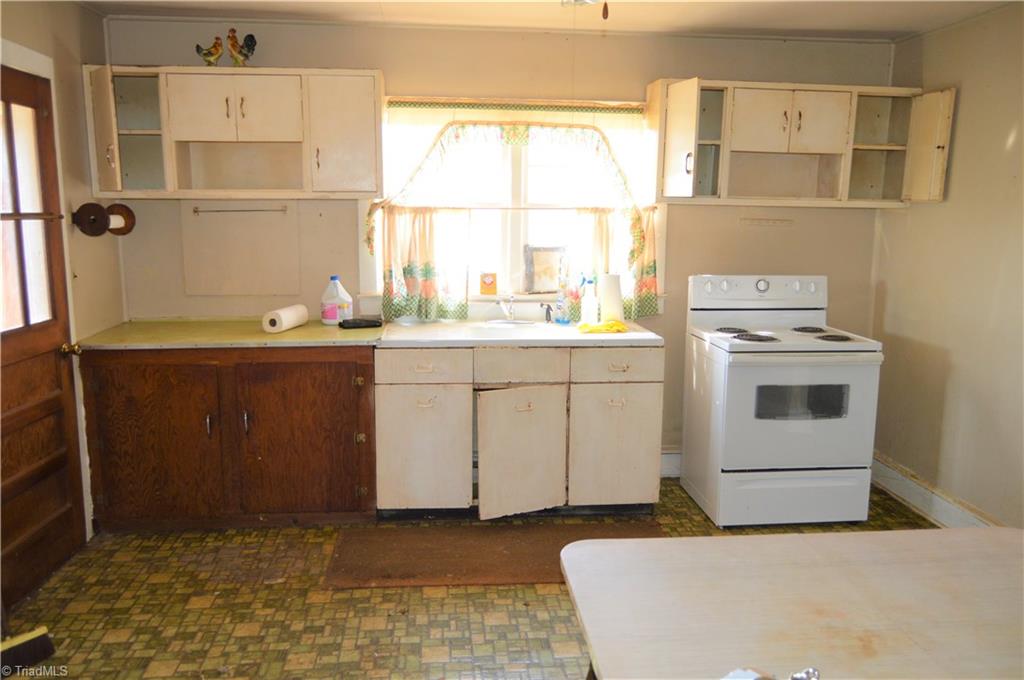 8600 Fulp Road Stokesdale, NC 27357 - Photo 18 of 30 Gallery Image 18