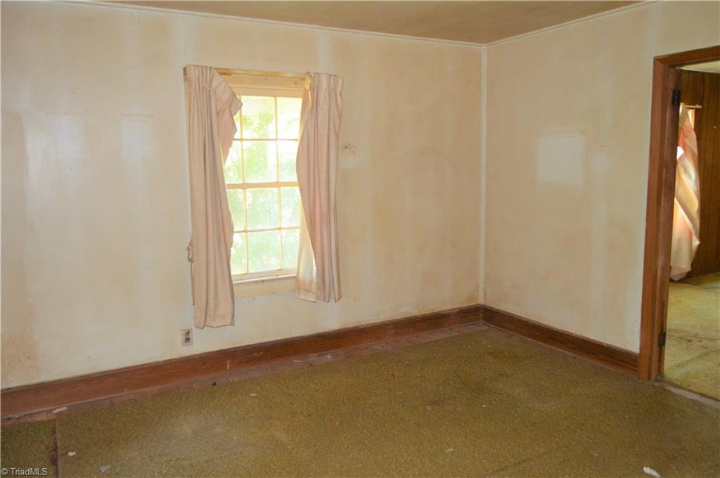 8600 Fulp Road Stokesdale, NC 27357 - Photo 25 of 30 Den