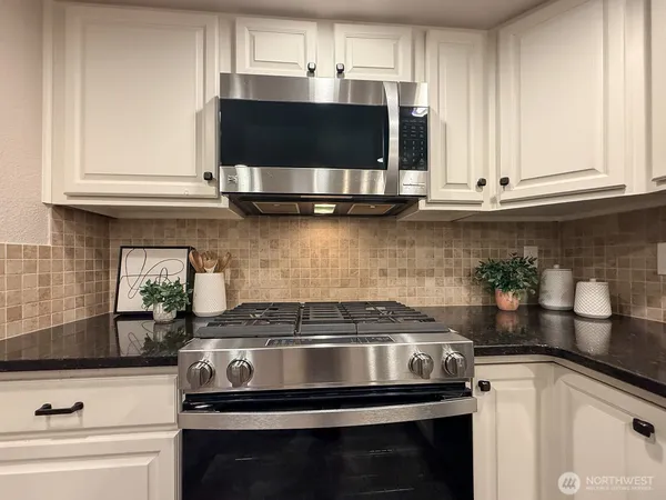 $680,000 | 1831 Mill Fern Drive Southeast, Mill Creek, WA 98012