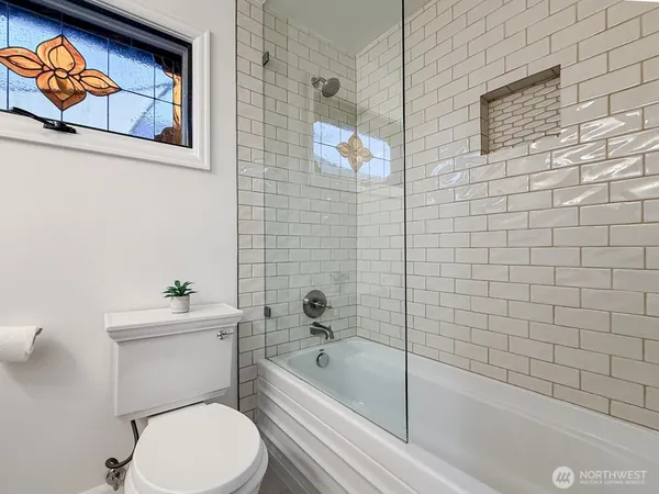 $680,000 | 1831 Mill Fern Drive Southeast, Mill Creek, WA 98012