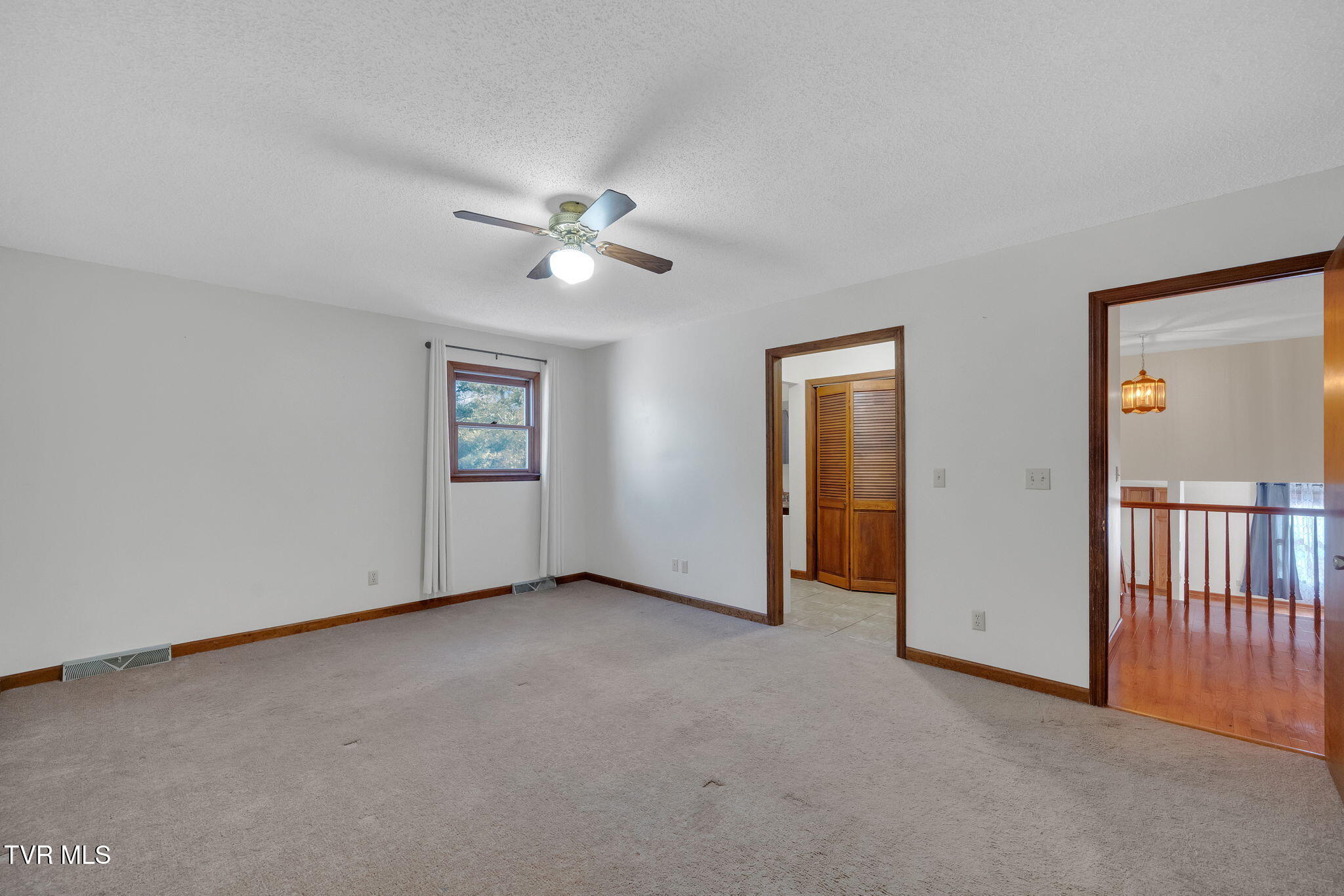230 Warren Road Piney Flats, TN 37686 - Photo 21 of 39 18-web-or-mls-DSC09420