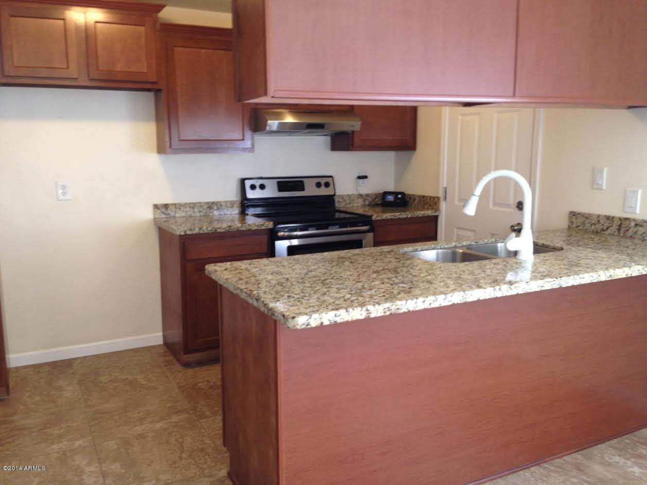 4847 West Coronado Road Phoenix, AZ 85035 - Photo 6 of 23 kitchen
