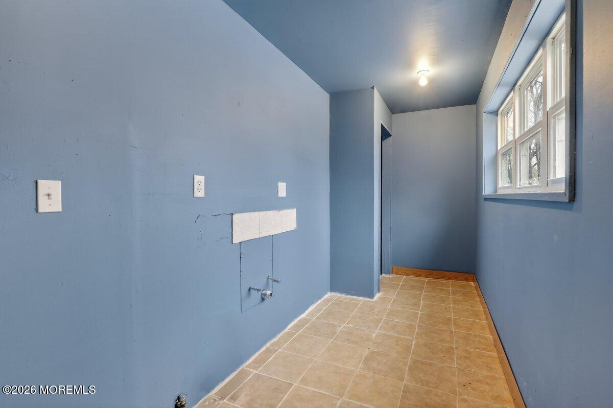 289 Bridge Avenue Red Bank, NJ 07701 - Photo 14 of 63 Laundry