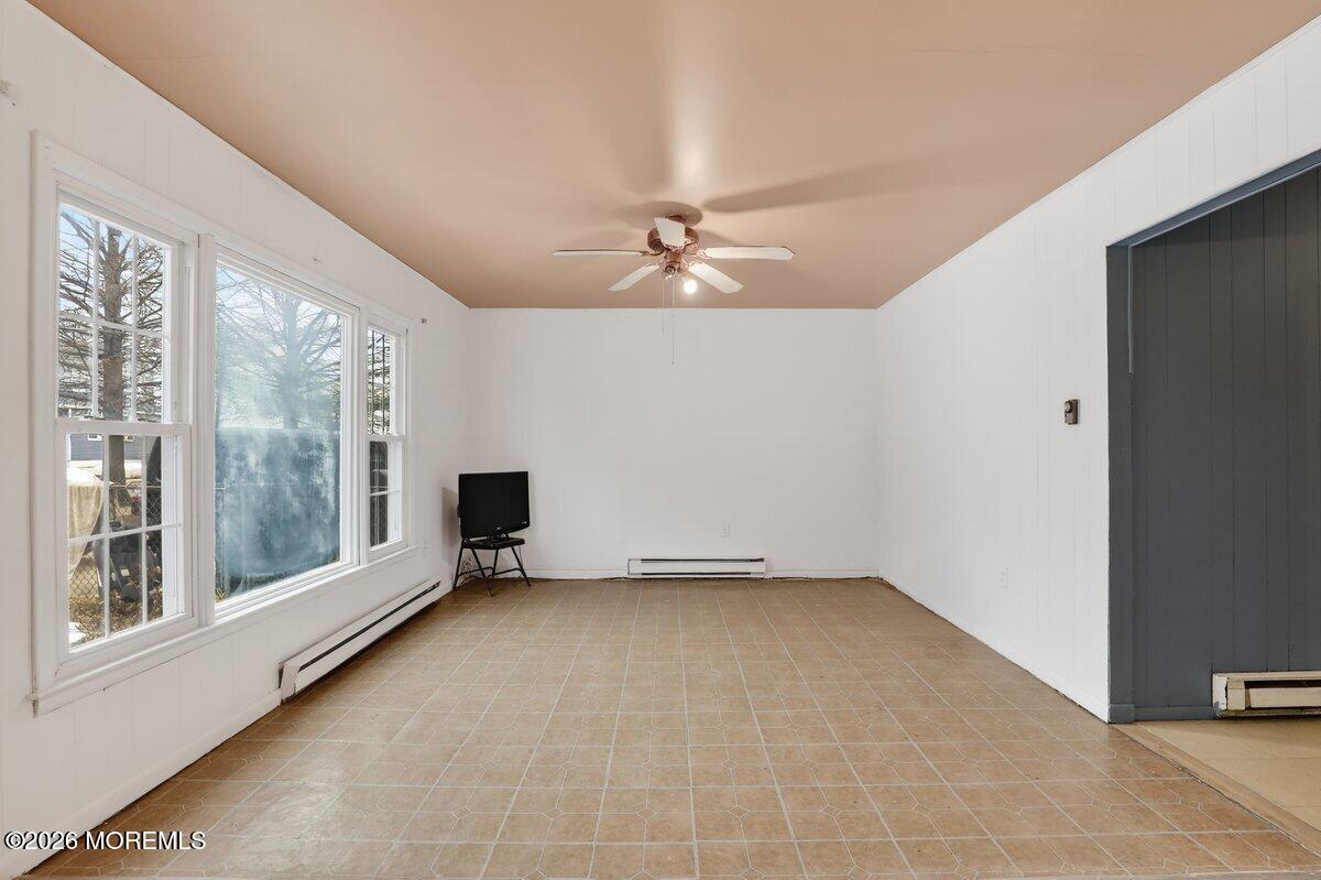 289 Bridge Avenue Red Bank, NJ 07701 - Photo 26 of 63 Family Room(1)