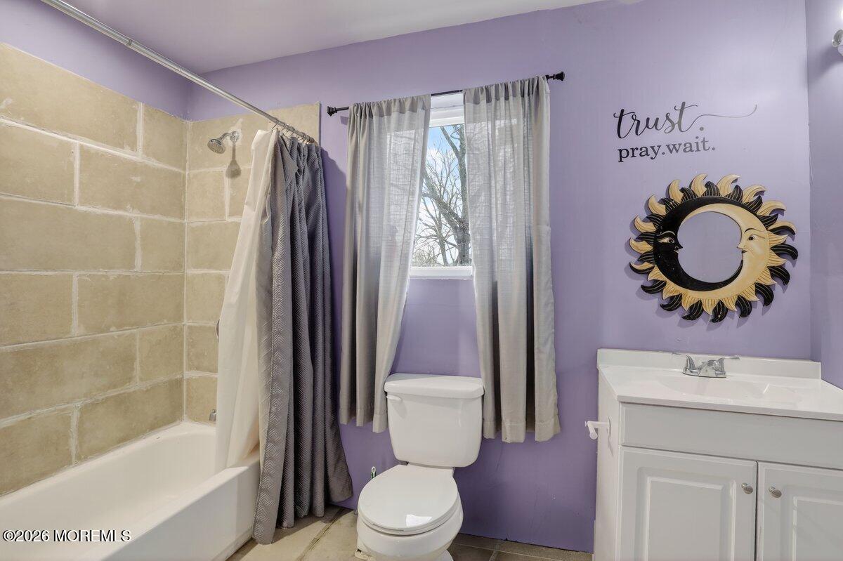 289 Bridge Avenue Red Bank, NJ 07701 - Photo 5 of 63 Primary Bathroom