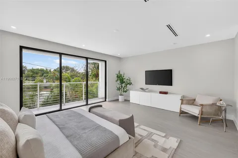 $1,475,000 | 912 Southeast 13th Street, Fort Lauderdale, FL 33316