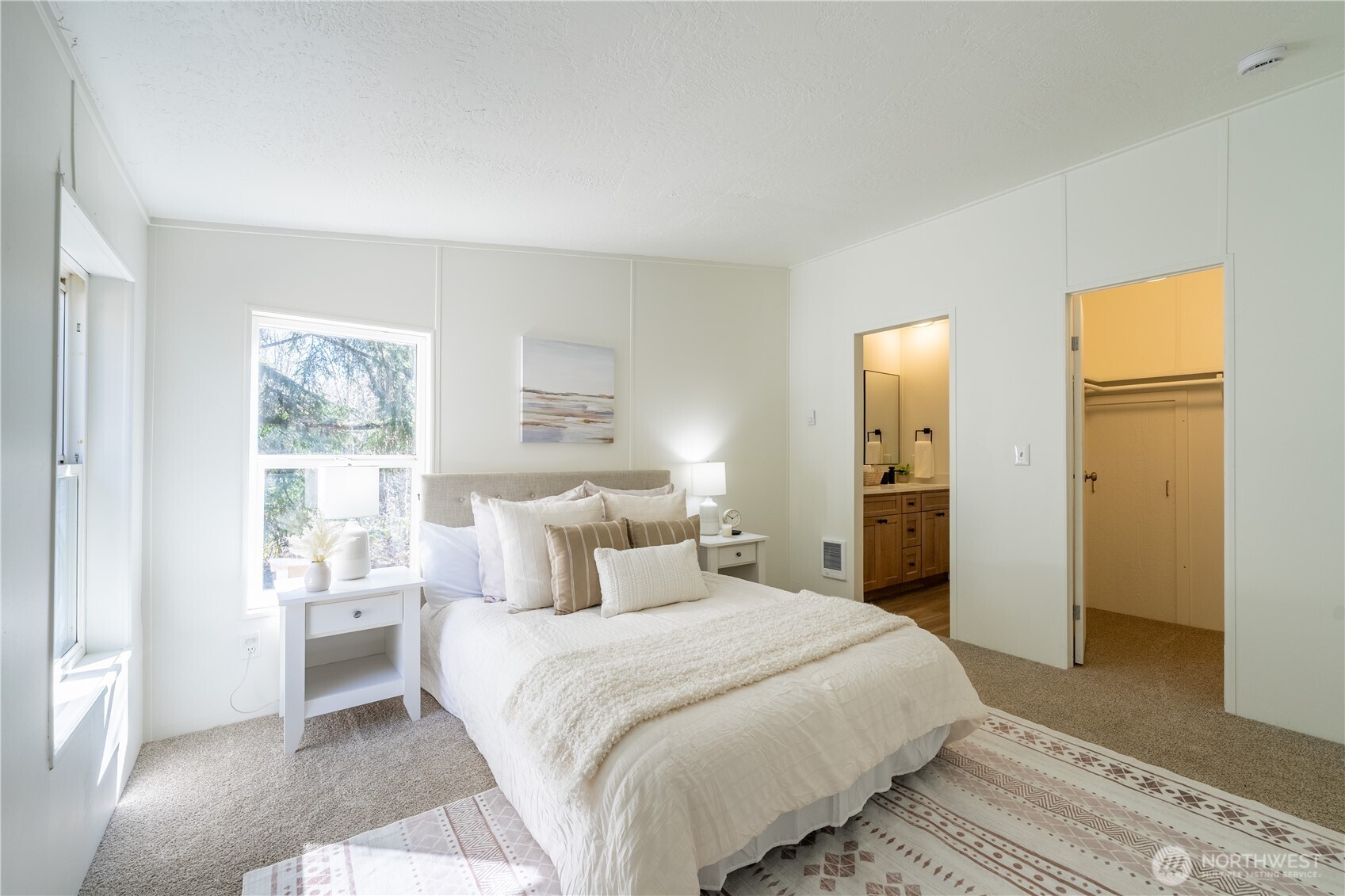 3408 Old Highway 99 North Road Burlington, WA 98233 - Photo 14 of 38 a bedroom with double bed and a window