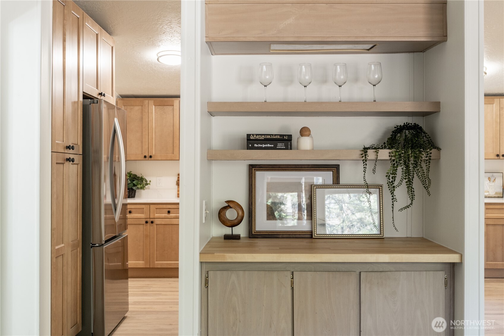 3408 Old Highway 99 North Road Burlington, WA 98233 - Photo 7 of 38 a view of kitchen with wooden floor