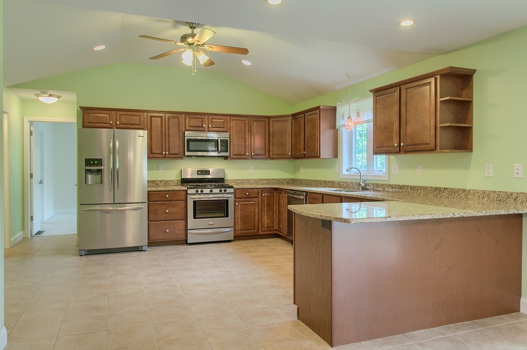 6 Clement Road Dracut, MA 01826 - Photo 13 of 30