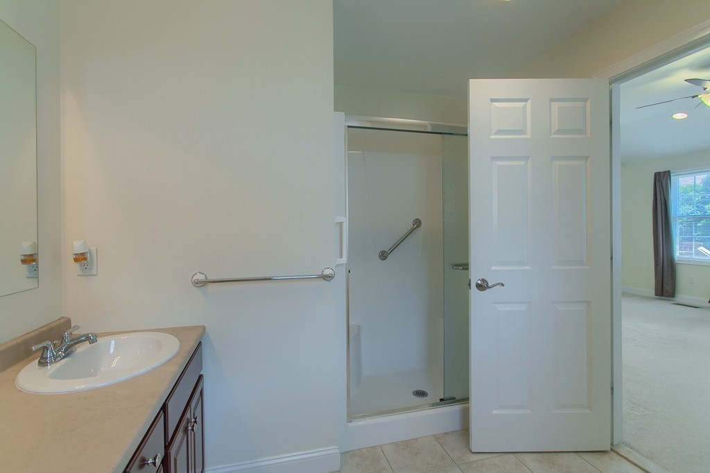 6 Clement Road Dracut, MA 01826 - Photo 18 of 30