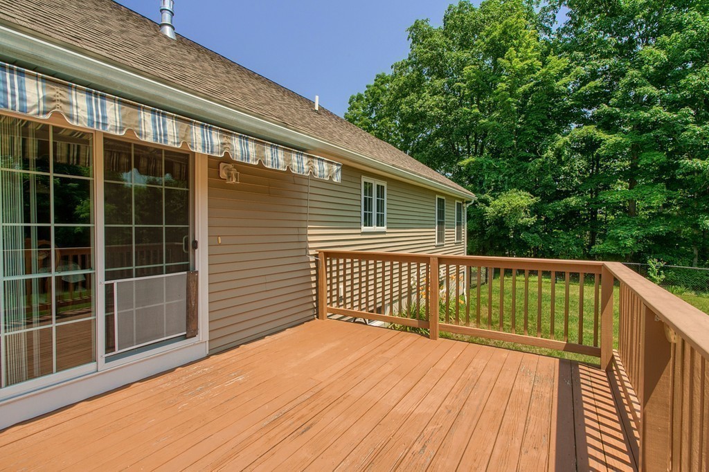 6 Clement Road Dracut, MA 01826 - Photo 25 of 30