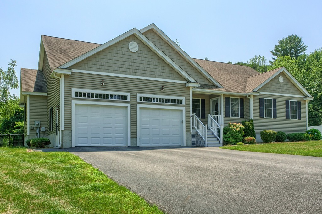 6 Clement Road Dracut, MA 01826 - Photo 3 of 30
