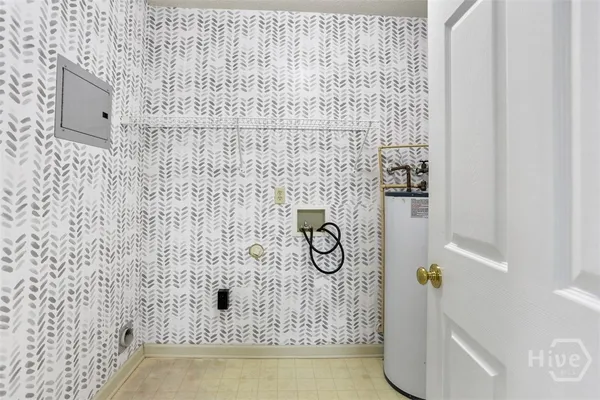 $1,450 | 211 Edgewater Road, Unit 36, Savannah, GA 31406