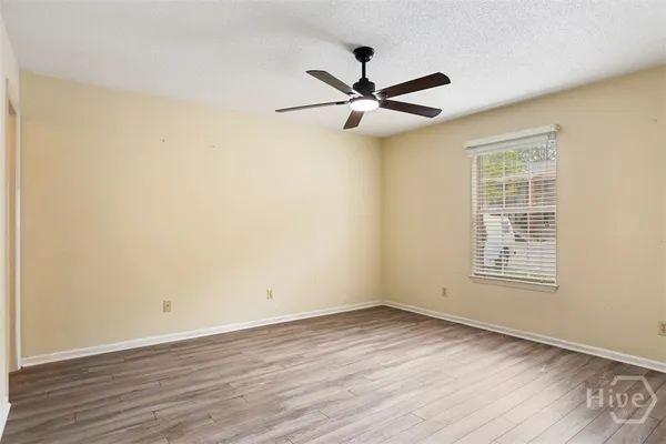 $1,450 | 211 Edgewater Road, Unit 36, Savannah, GA 31406