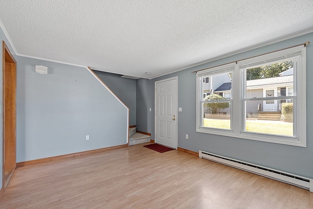 270 Sunderland Road, Unit 19 Worcester, MA 01604 - Photo 11 of 39 Gallery Image 11