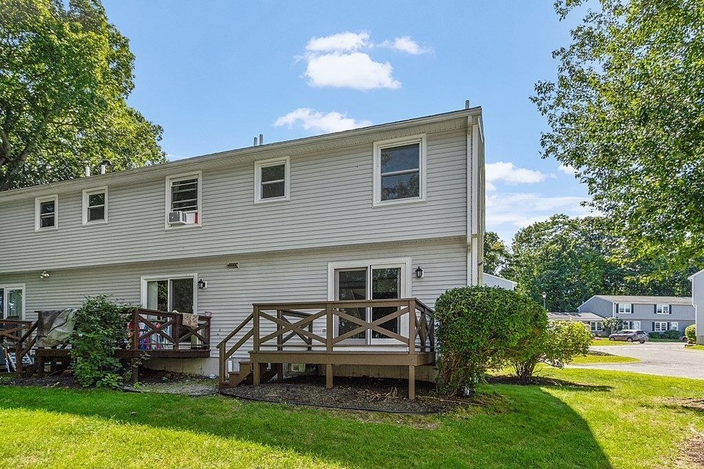 270 Sunderland Road, Unit 19 Worcester, MA 01604 - Photo 3 of 39 Gallery Image 3