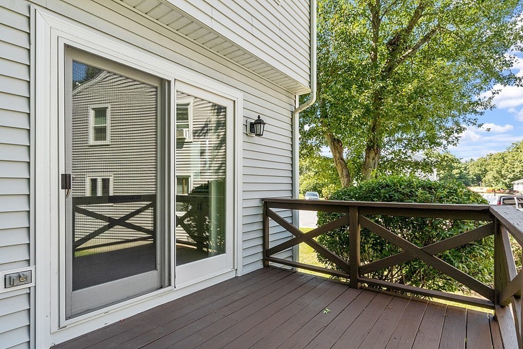 270 Sunderland Road, Unit 19 Worcester, MA 01604 - Photo 4 of 39 Gallery Image 4