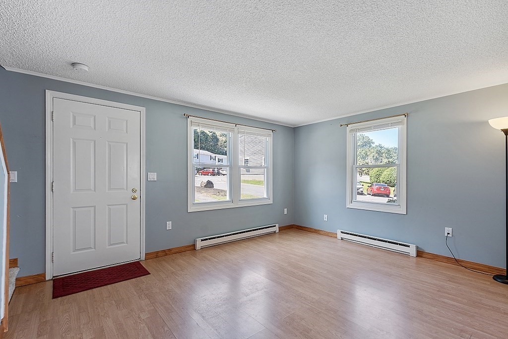 270 Sunderland Road, Unit 19 Worcester, MA 01604 - Photo 10 of 39 Gallery Image 10
