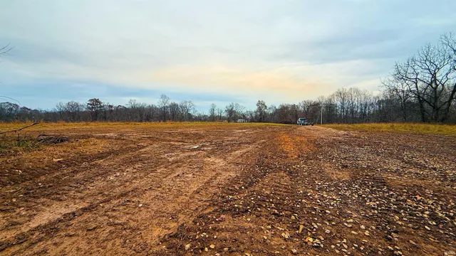 $999,900 | 0 N Tunnel, Unionville, IN 47468