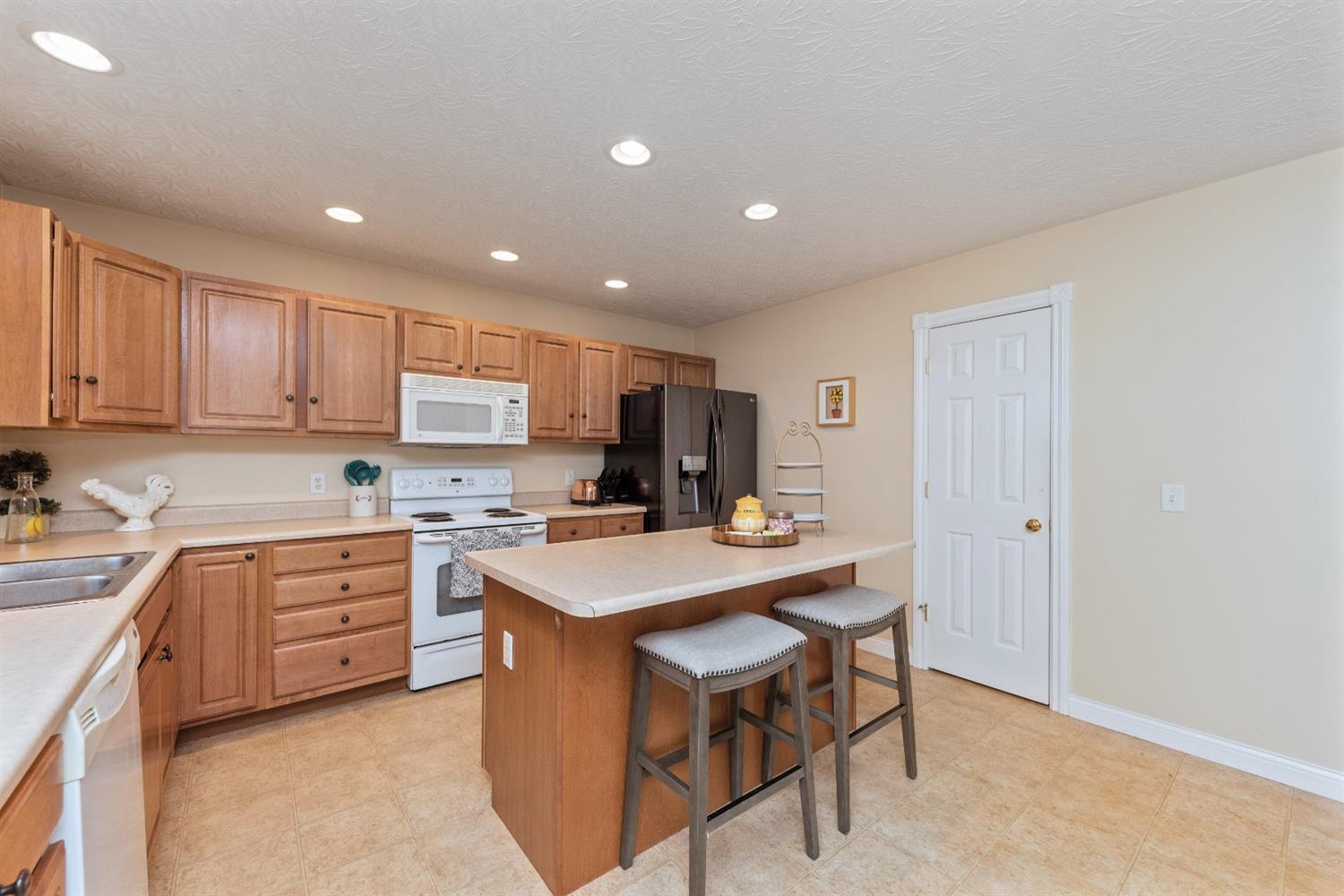 104 Willow Run Road Mount Orab, OH 45154 - Photo 8 of 21 Gallery Image 8