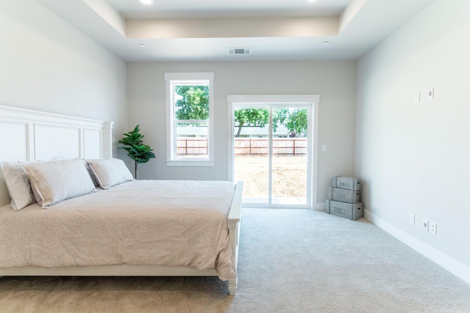 665 Valleybrook Drive Redding, CA 96003 - Photo 16 of 22 18
