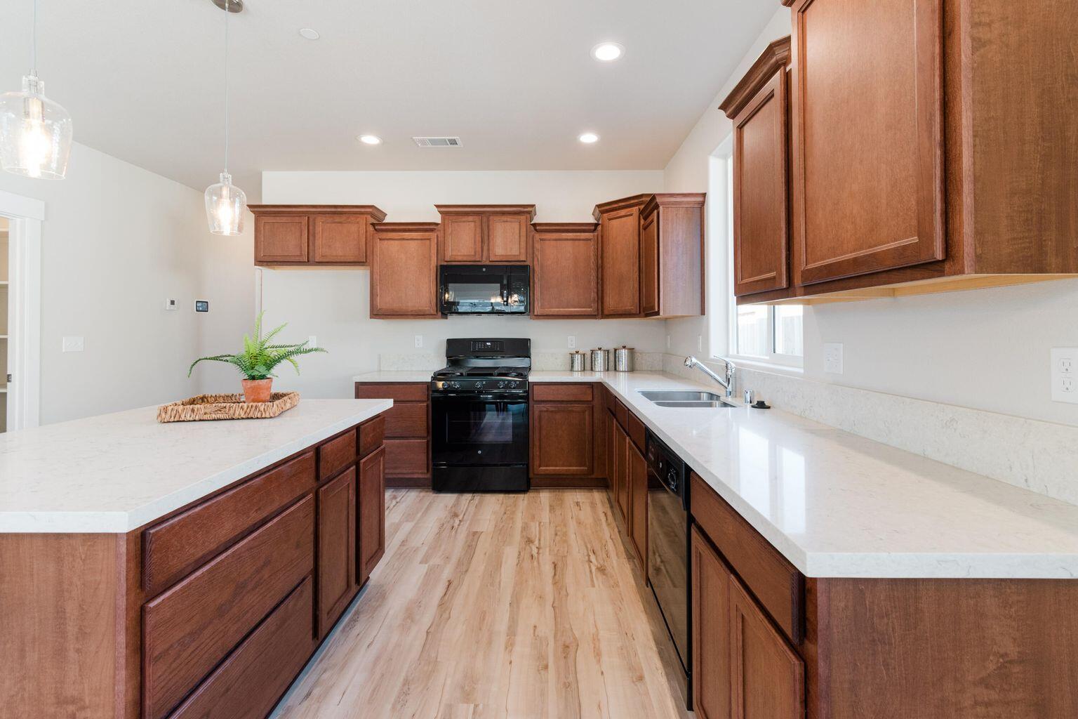 665 Valleybrook Drive Redding, CA 96003 - Photo 9 of 22 9
