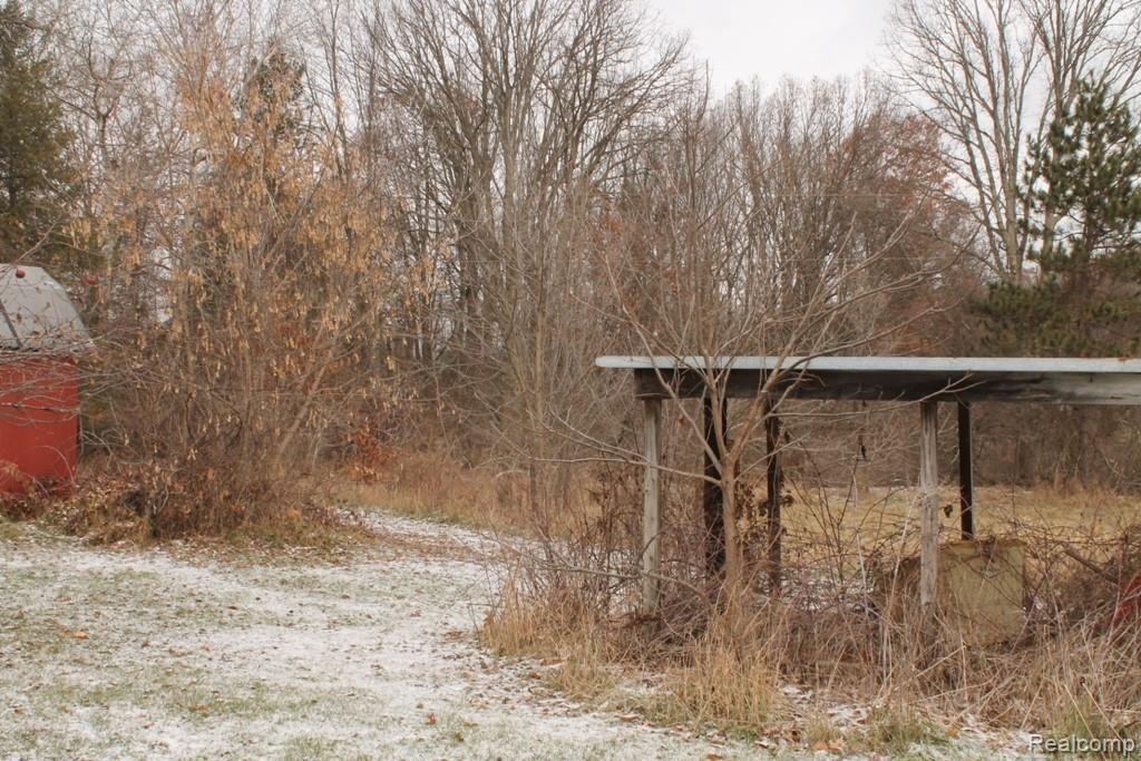 10321 Gordon Road Fenton, MI 48430 - Photo 30 of 37 10321 Gordon Road (40).JPG