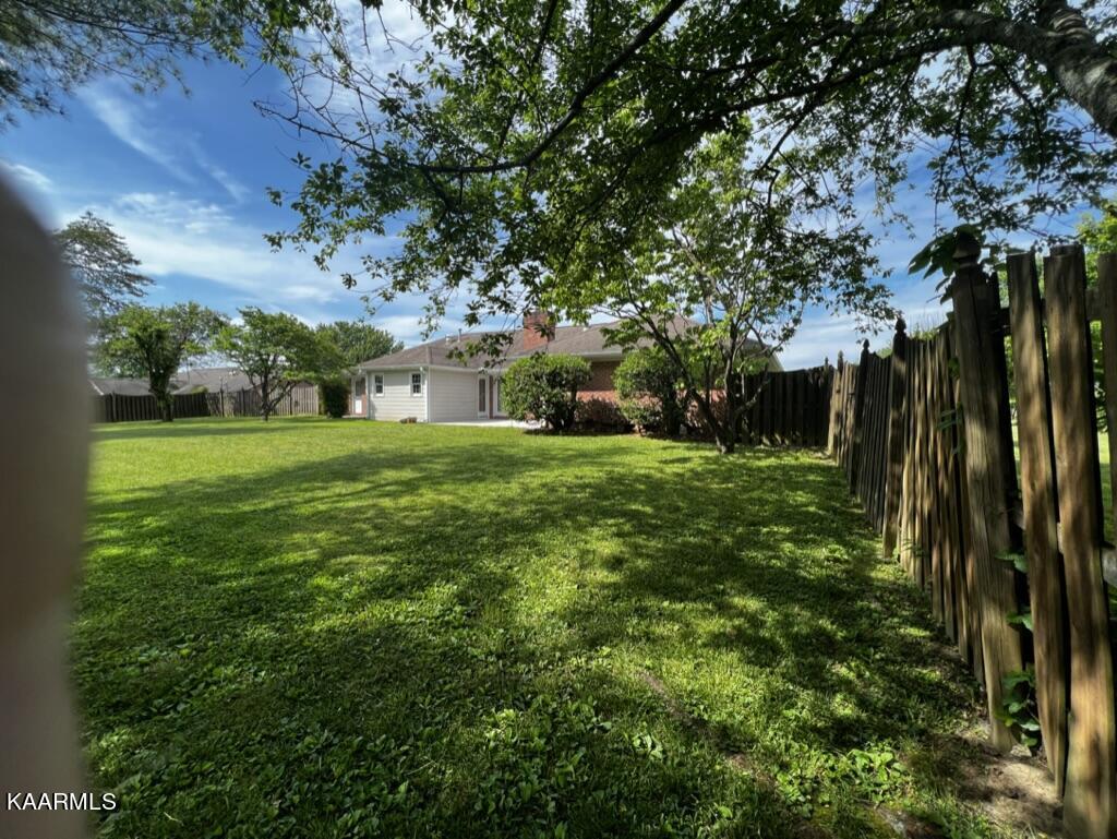 7740 Kingsmeade Road Powell, TN 37849 - Photo 33 of 34 5FBB2F00-3C65-4F1B-B93C-9C4AE16DEA98_1_1