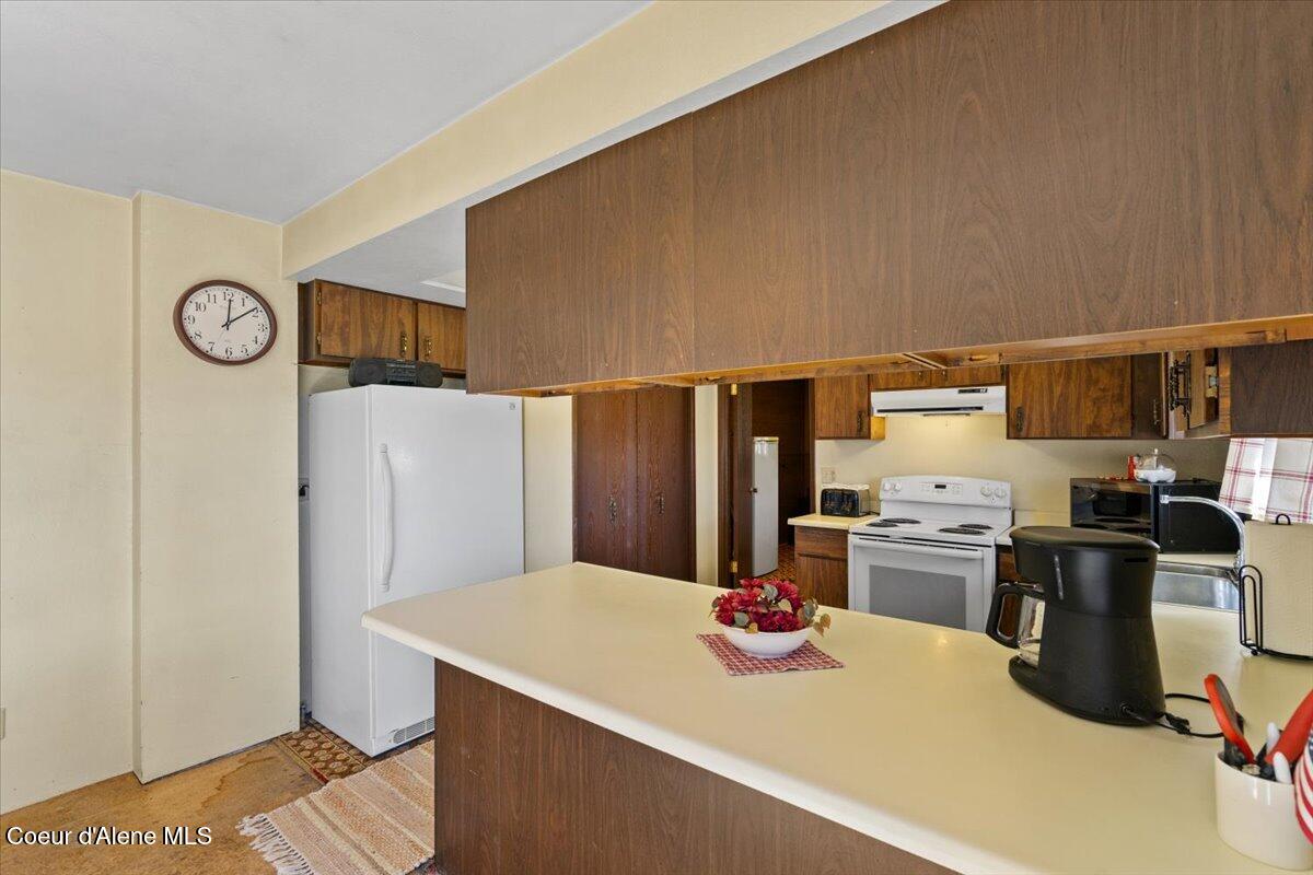 15200 North Rimrock Road Hayden, ID 83835 - Photo 18 of 45 18-Kitchen