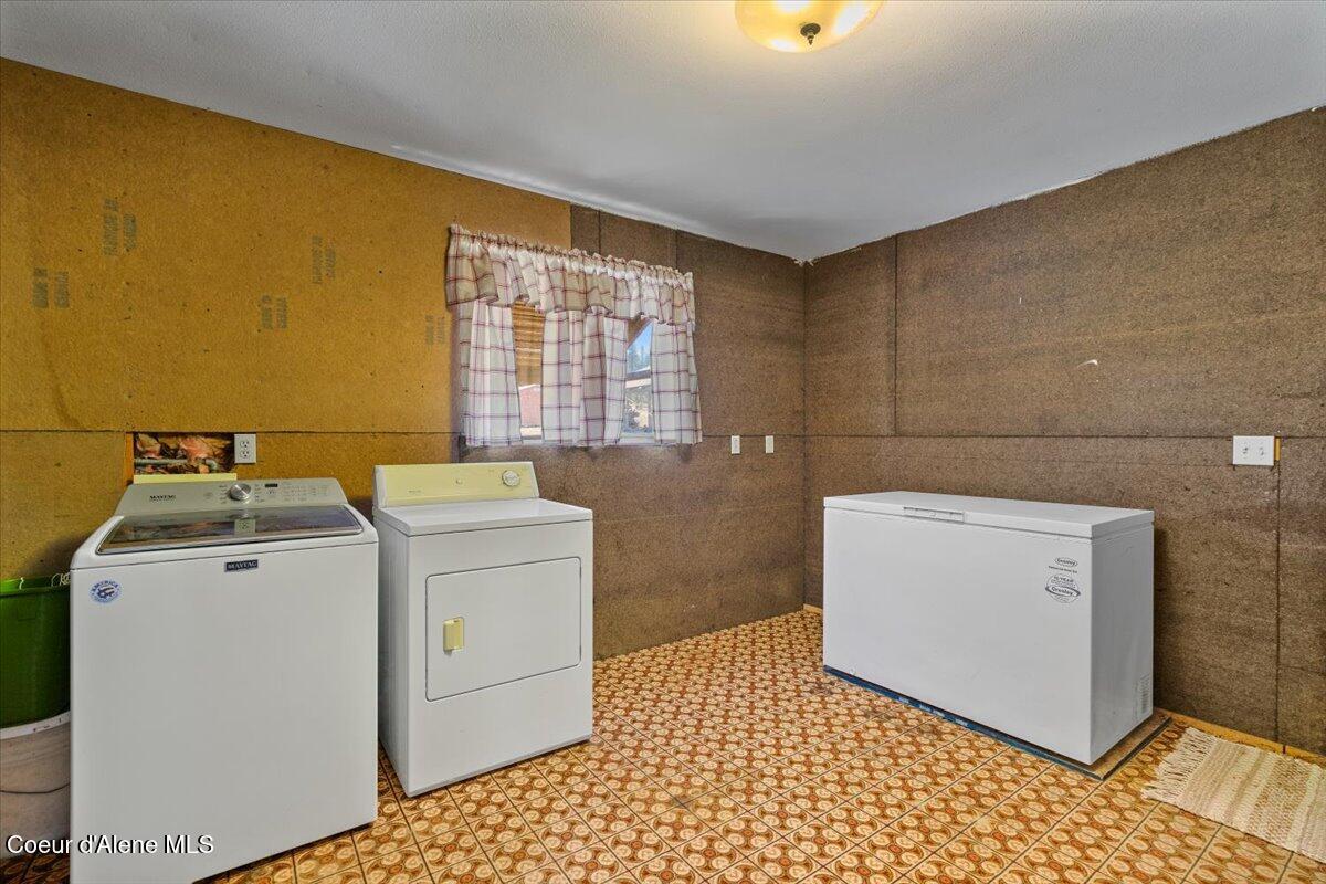 15200 North Rimrock Road Hayden, ID 83835 - Photo 30 of 45 30-Laundry