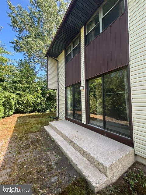 19 Pennington Road East Windsor, NJ 08520 - Photo 7 of 33 Gallery Image 7