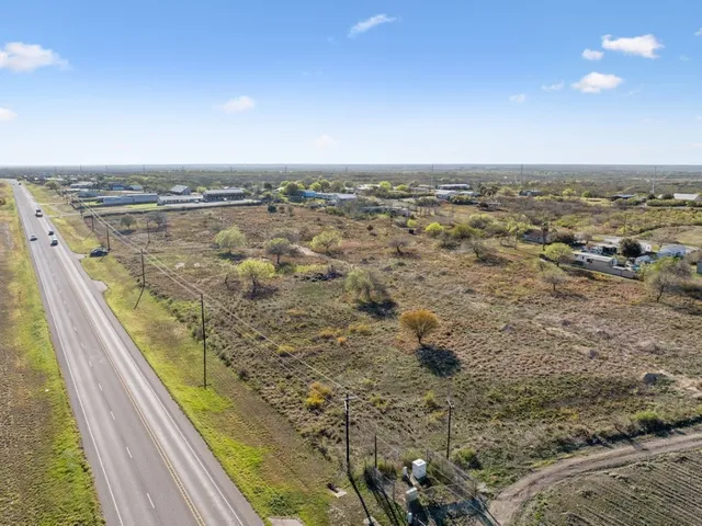 $264,950 | 3187 Highway 72, Three Rivers, TX 78071