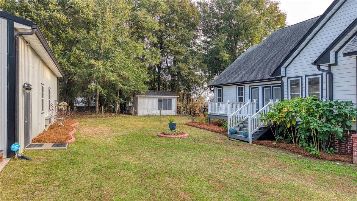 3687 Princess Pond Road Summerton, SC 29148 - Photo 76 of 80 Backyard