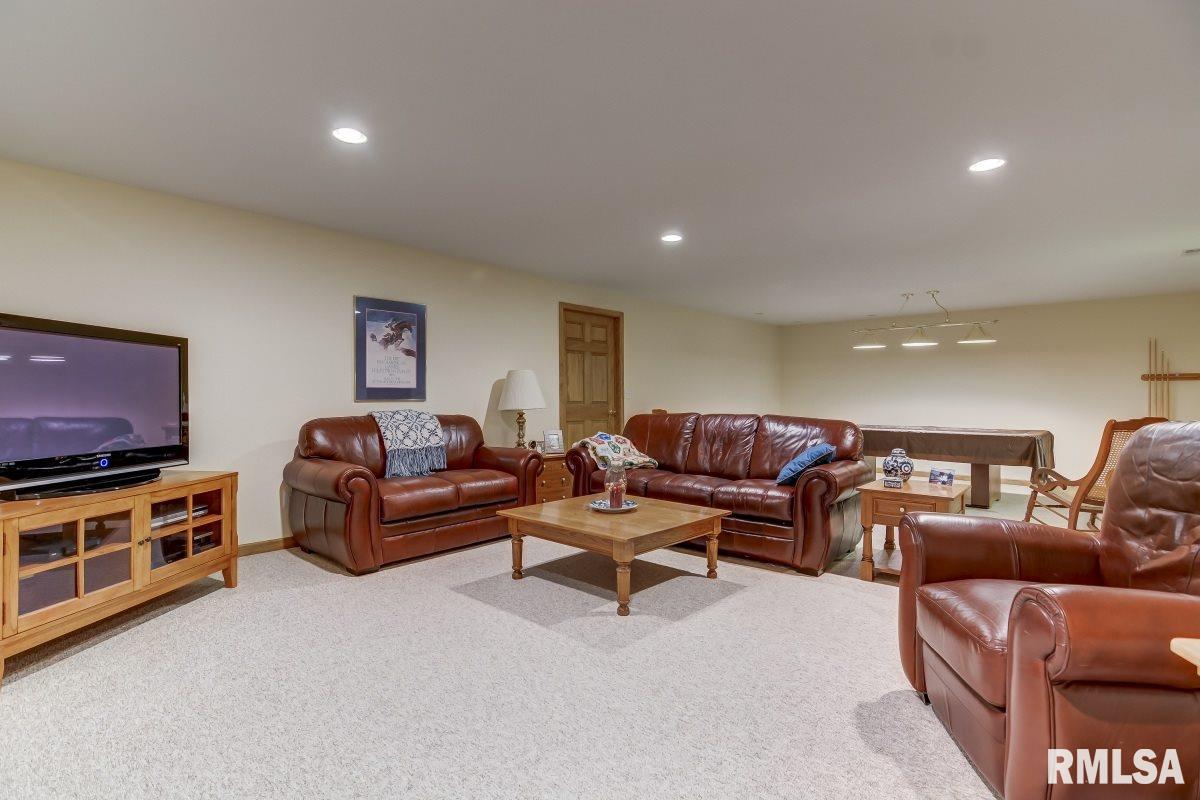 2031 West Laurel Street Springfield, IL 62704 - Photo 30 of 36 Gallery Image 30